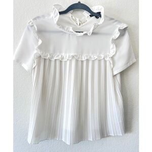 Elegant White Ruffled Women's Top